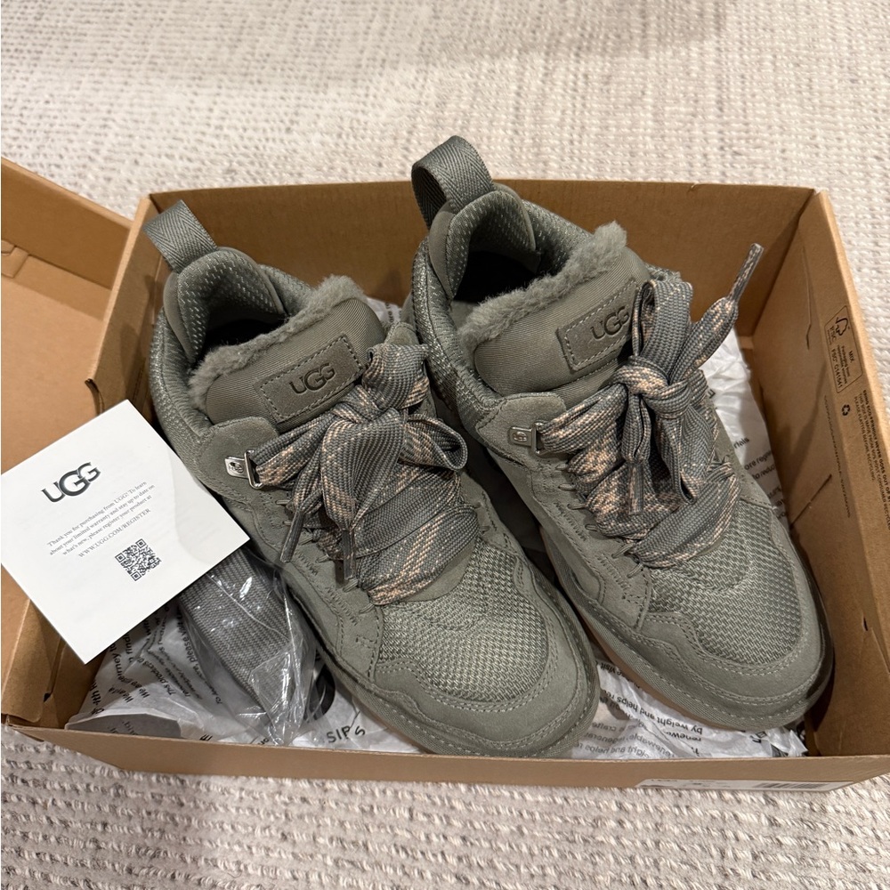 UGG Olive Green Lowmel